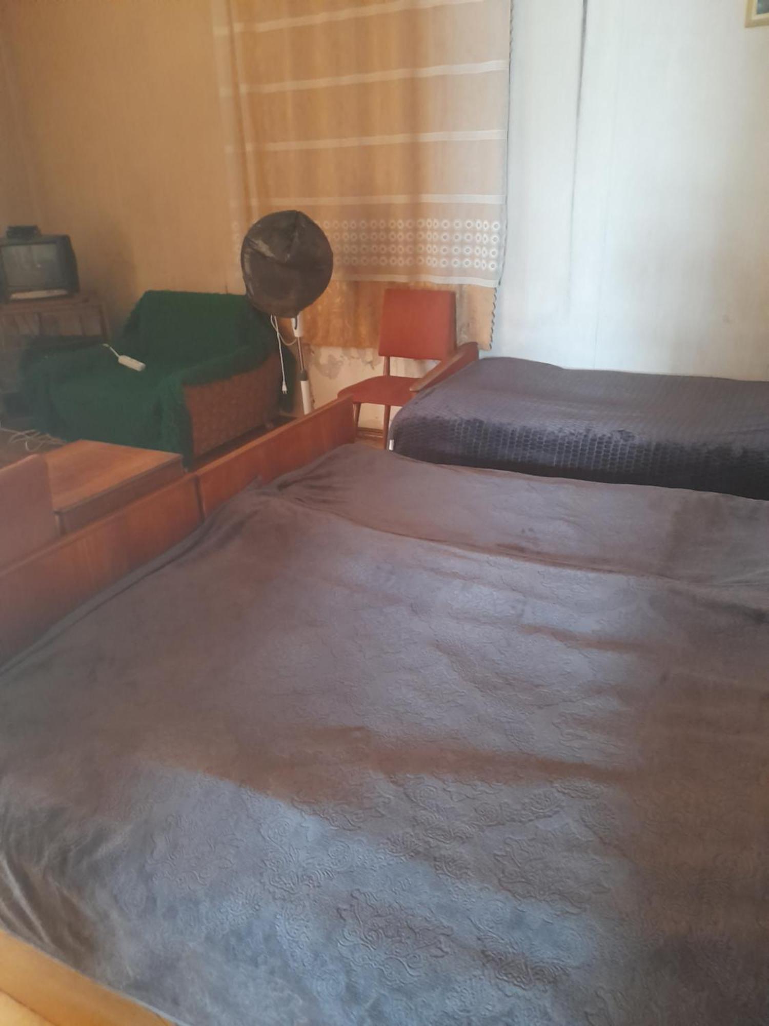 Levani'S Guesthouse Zugdidi Buitenkant foto