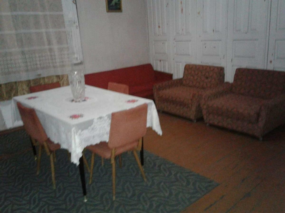 Levani'S Guesthouse Zugdidi Buitenkant foto